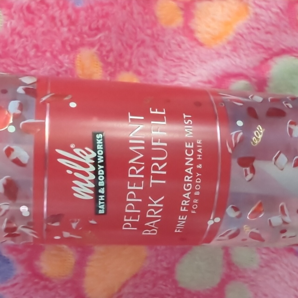 Peppermint Bark Truffle Mist Body And Hair - Picture 2 of 5